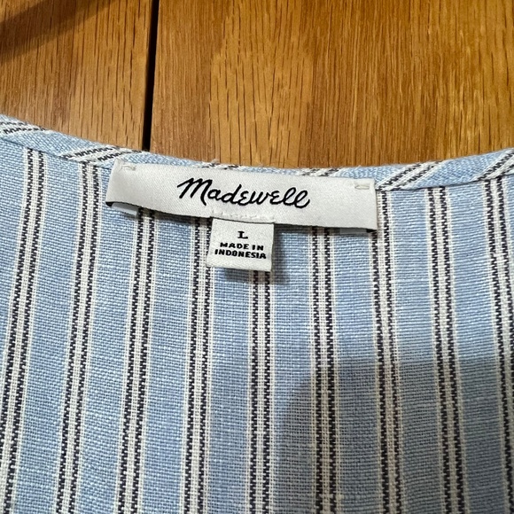 Cassie Button-Front Midi Dress in Linen - Picture 8 of 10